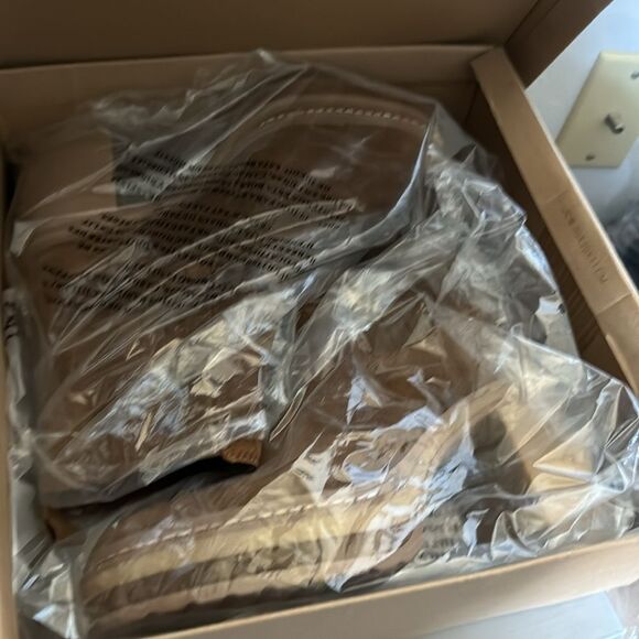 Steve Madden Lenny Brown cognac suede platform block heel ankle booties size 8 - Picture 7 of 7